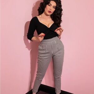 GUC Vixen Black Gingham Pants Size L